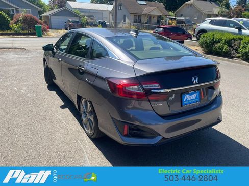 Used 2019 Honda Clarity Plug-In Hybrid image 9