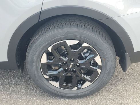 Used 2026 Kia Sorento S FWD image 5