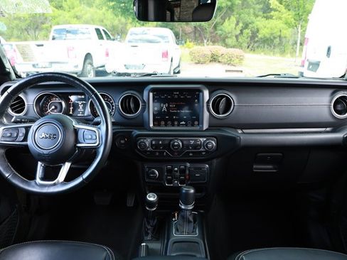 Used 2022 Jeep Gladiator Overland w/ Popular Equipment Package AWD/4WD image 29