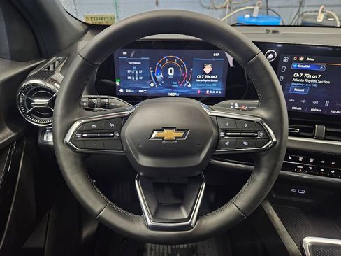 Certified 2025 Chevrolet Equinox LT AWD/4WD image 14