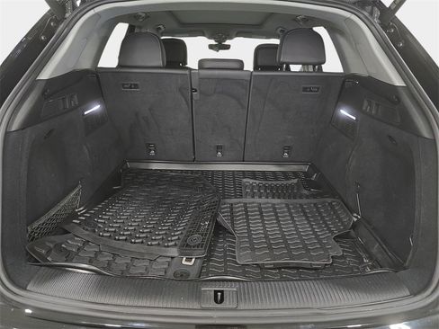 Certified 2023 Audi Q5 2.0T Premium Plus w/ Premium Plus Package image 26