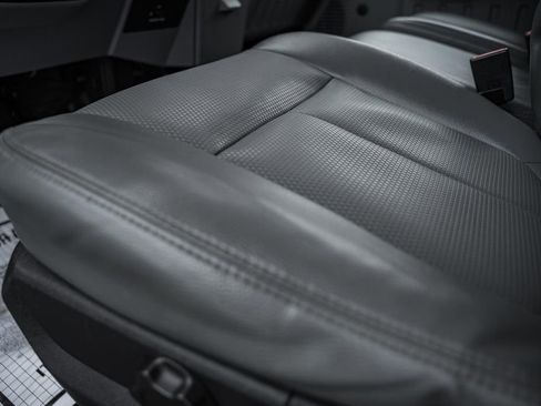 Used 2015 Ford F450 XL w/ XL Value Package image 40