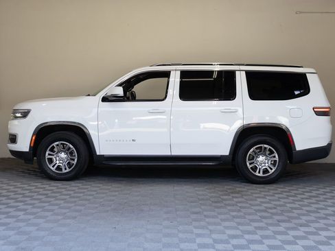 Used 2022 Jeep Wagoneer Series I AWD/4WD image 7