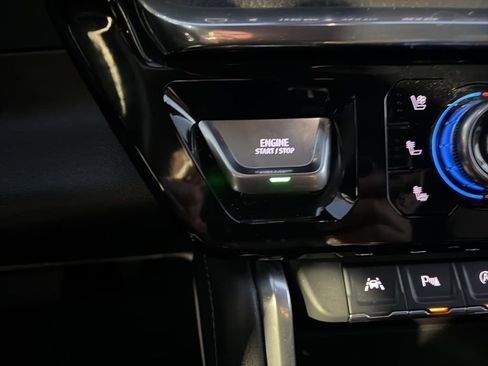 Certified 2024 GMC Sierra 1500 Denali image 31