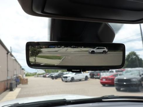 Used 2025 RAM 1500 Tungsten AWD/4WD image 31