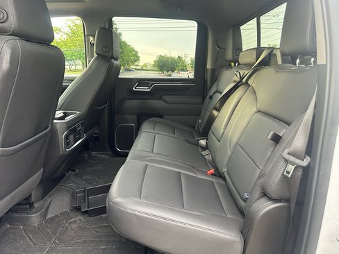 Used 2025 Chevrolet Silverado 2500 LTZ w/ LTZ Plus Package AWD/4WD image 12