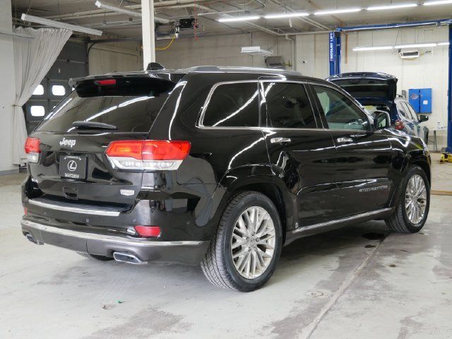 Used 2017 Jeep Grand Cherokee Summit AWD/4WD image 5