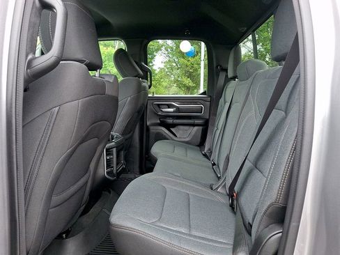 Used 2022 RAM 1500 Big Horn AWD/4WD image 10