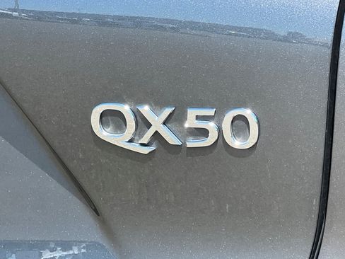Used 2022 INFINITI QX50 Luxe w/ Cargo Package AWD/4WD image 32