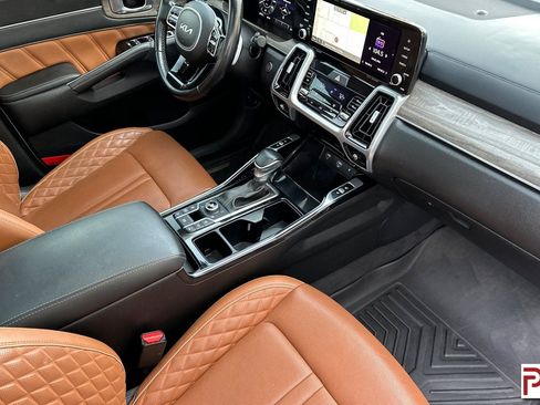 Used 2022 Kia Sorento SX Prestige w/ Rust Color Package image 21