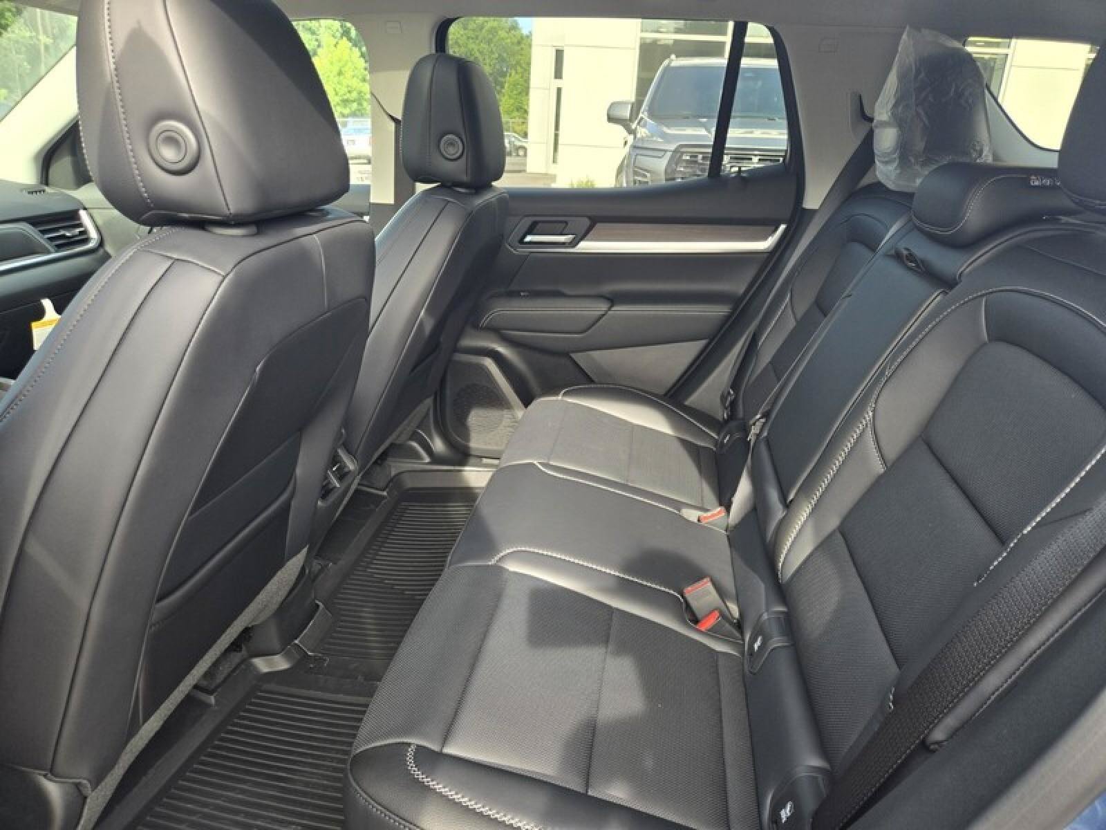 New 2026 GMC Terrain Denali w/ LPO, Floor Liner Package AWD/4WD image 29