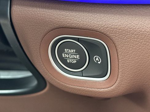 New 2025 Mercedes-Benz GLS 450 4MATIC image 21