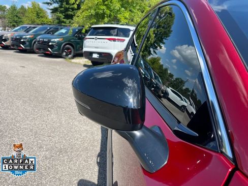 Certified 2026 Nissan Kicks SR FWD image 38