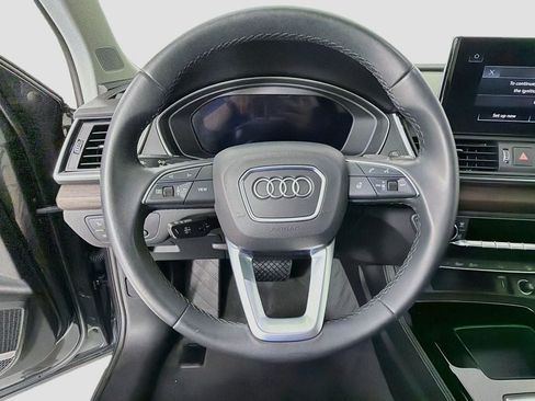 Used 2021 Audi Q5 2.0T Premium Plus w/ Premium Plus Package AWD/4WD image 11