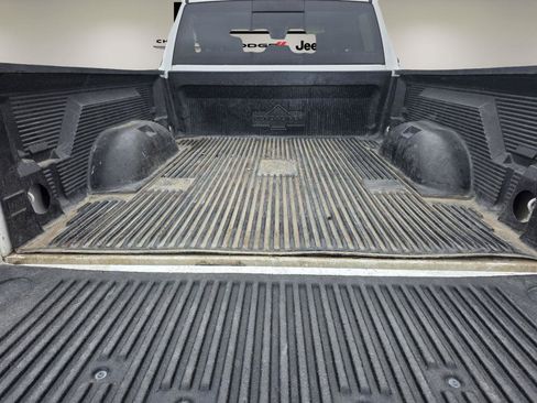 Used 2018 RAM 2500 SLT image 15