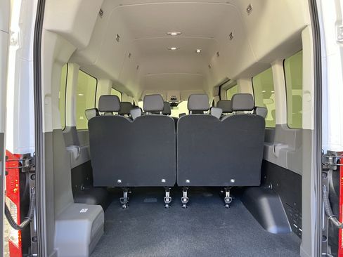 New 2025 Ford Transit 350 XLT image 5