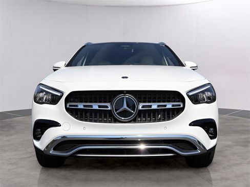 New 2026 Mercedes-Benz GLA 250 4MATIC image 2