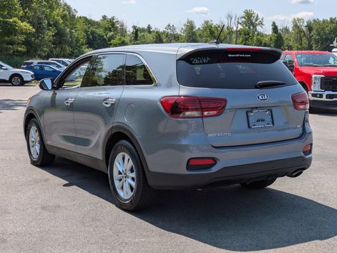 Used 2020 Kia Sorento LX AWD/4WD image 4