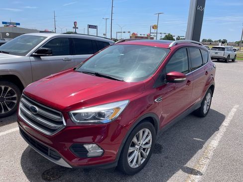Used 2018 Ford Escape Titanium FWD image 1