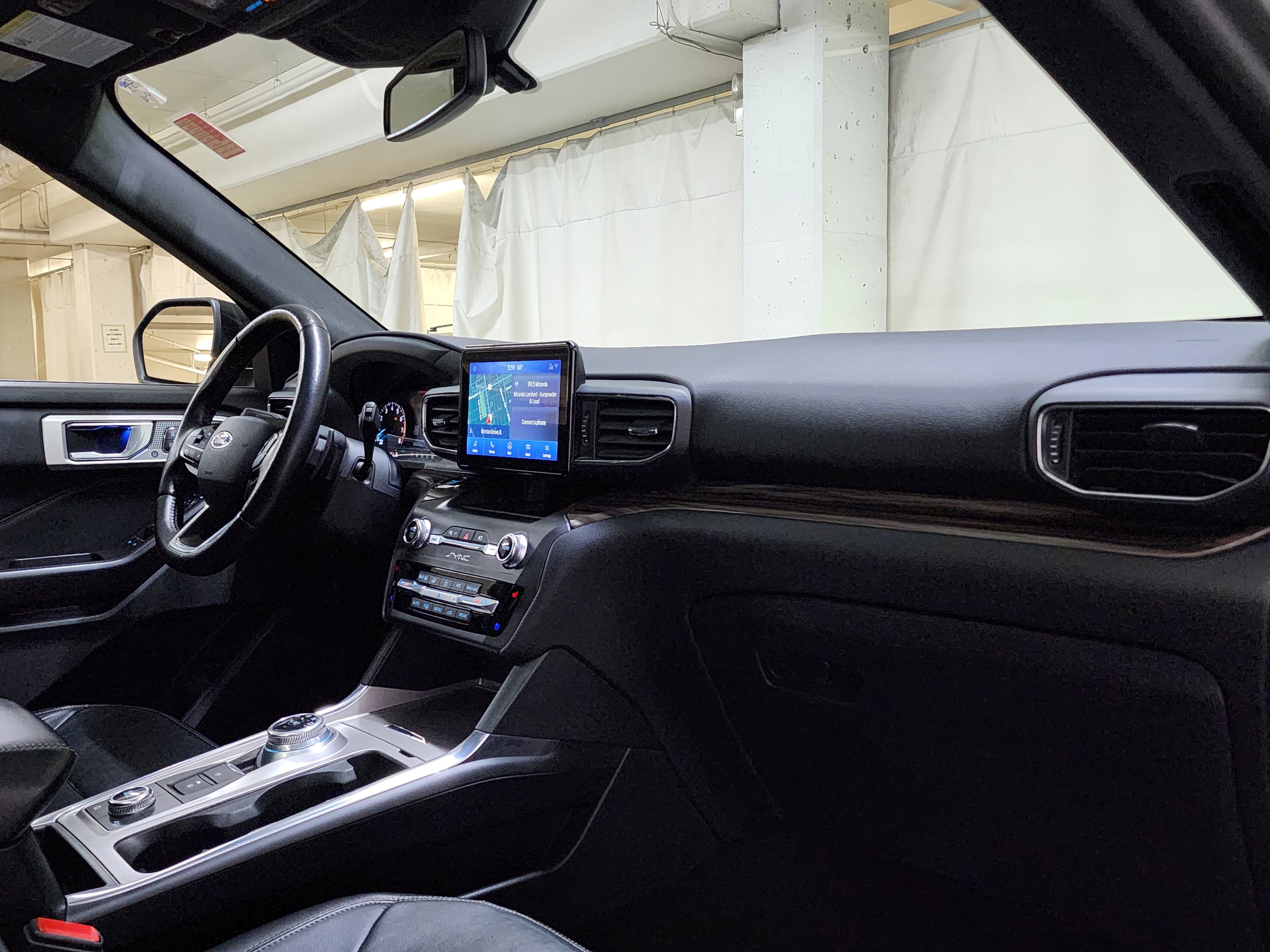Used 2020 Ford Explorer Limited AWD/4WD image 24