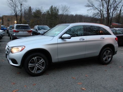 Used 2017 Mercedes-Benz GLC 300 4MATIC image 13
