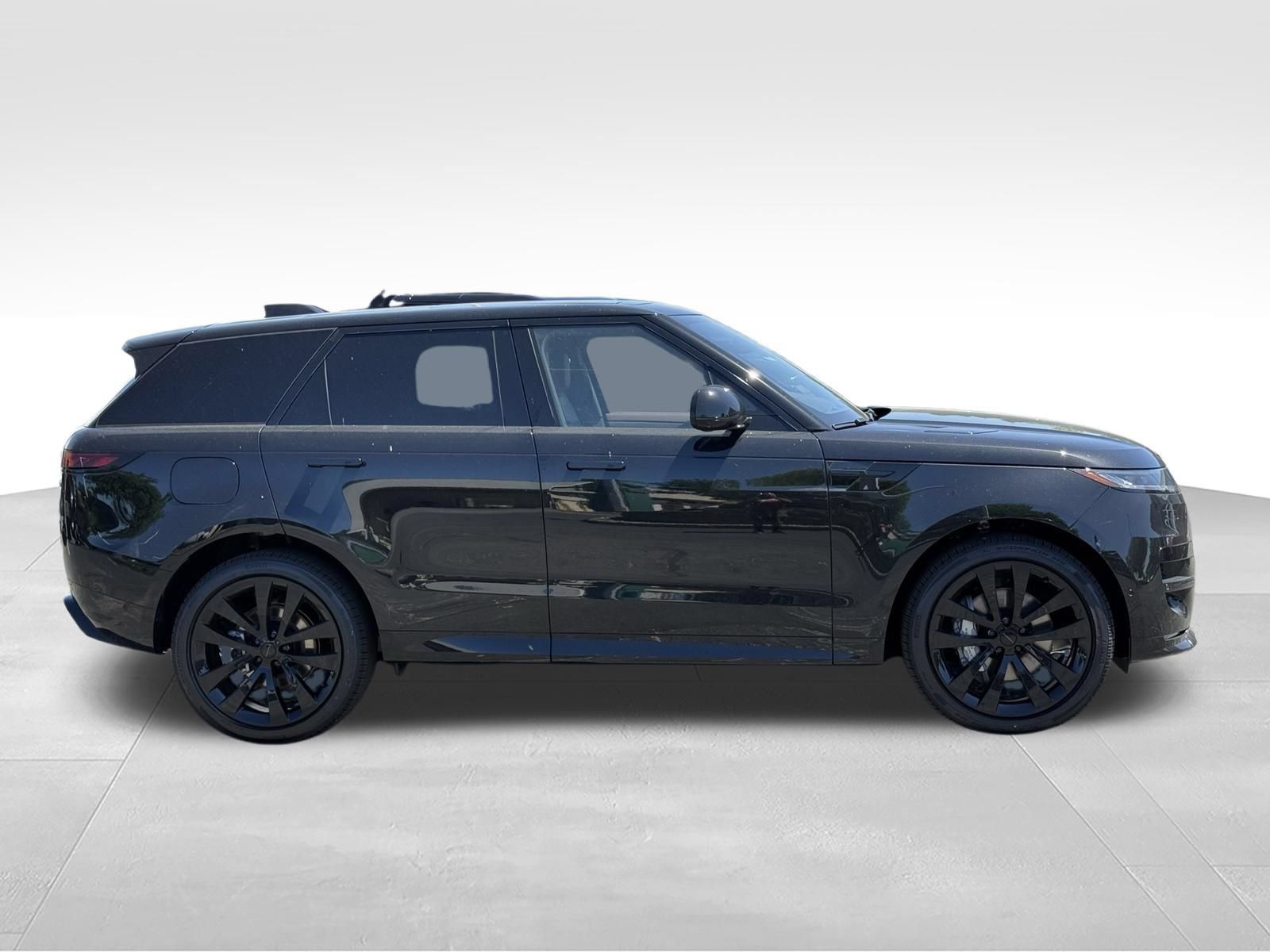New 2026 Land Rover Range Rover Sport Dynamic SE AWD/4WD image 7