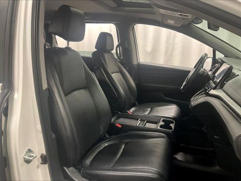Used 2023 Honda Odyssey EX-L image 11