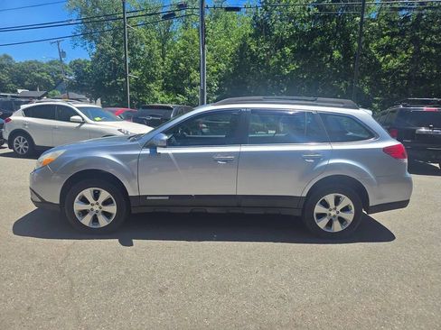 Used 2012 Subaru Outback 2.5i AWD/4WD image 10
