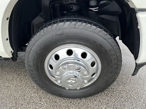 Used 2021 RAM 3500 Limited image 14