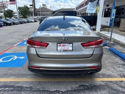 Used 2018 Kia Optima LX FWD image 4