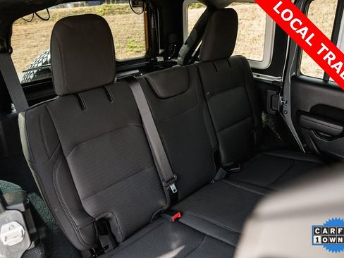 Used 2022 Jeep Wrangler Unlimited Sport image 27