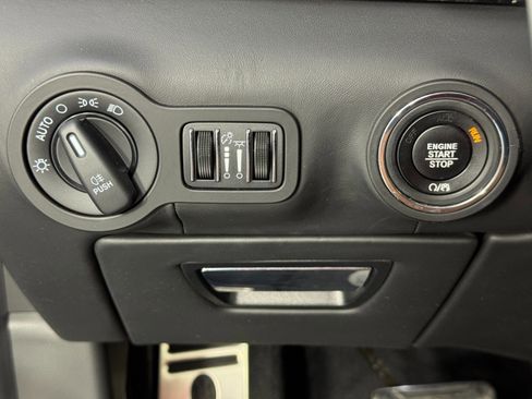 Used 2022 Maserati Quattroporte Modena Q4 image 19