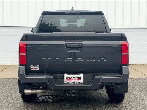 New 2025 Toyota Tacoma SR5 image 5