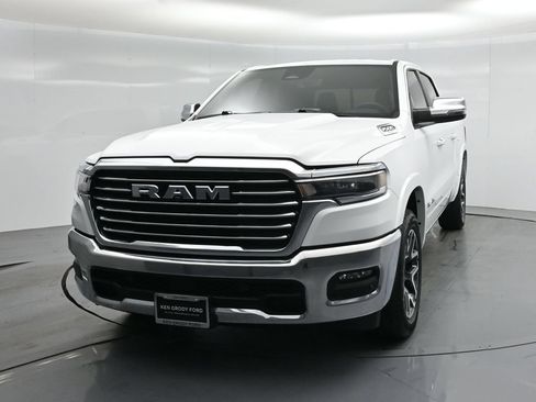 Used 2025 RAM 1500 Laramie AWD/4WD image 54
