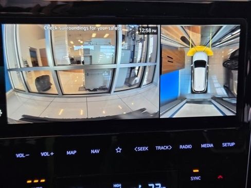 Used 2024 Hyundai Tucson Limited image 51