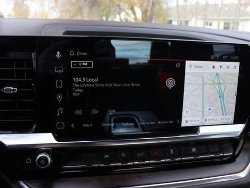 Used 2025 GMC Sierra 1500 SLT image 24