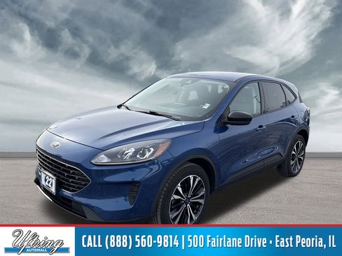 Used 2022 Ford Escape SE w/ SE Sport Appearance Package image 1