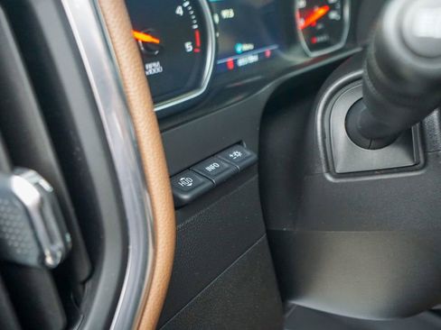 Used 2020 Chevrolet Silverado 2500 High Country w/ Z71 Off-Road Package image 22