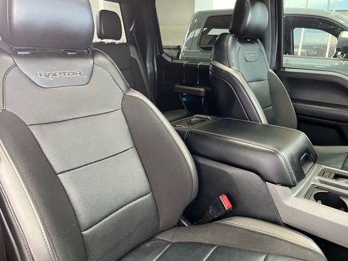 Used 2019 Ford F150 Raptor w/ Equipment Group 802A Luxury image 21