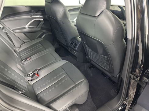 Used 2025 Audi Q5 Premium Plus w/ Premium Plus image 11