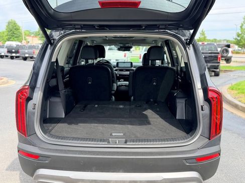 Used 2022 Kia Telluride EX w/ EX Premium Package FWD image 31