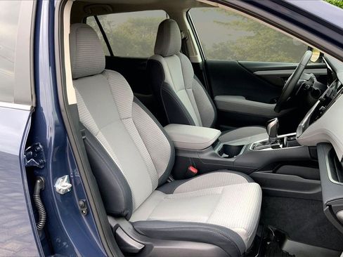 Certified 2025 Subaru Outback Premium image 29