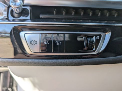 New 2026 Cadillac Lyriq Premium Luxury AWD/4WD image 30