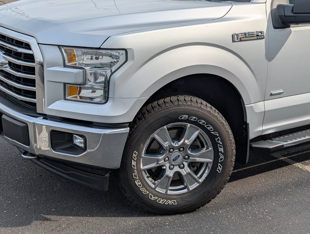 Used 2017 Ford F150 XLT w/ Equipment Group 302A Luxury AWD/4WD image 29