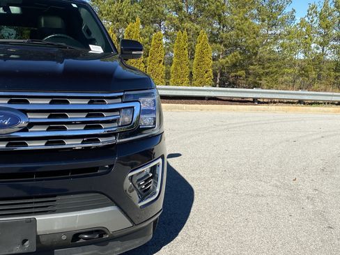 Used 2021 Ford Expedition Max Limited image 21