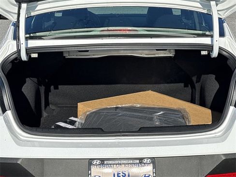 New 2026 Hyundai Elantra Blue image 18