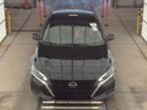 Used 2024 Nissan Altima 2.5 SV image 4