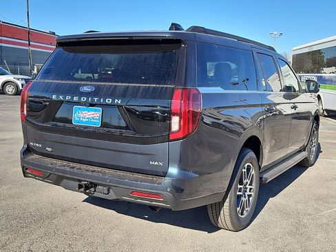 New 2025 Ford Expedition Max Active image 11