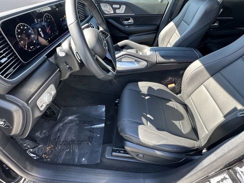 Certified 2025 Mercedes-Benz GLS 450 4MATIC image 10
