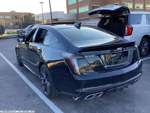 Used 2025 Cadillac CT5 V image 4